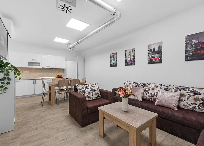 Shared In - Bunk Bed