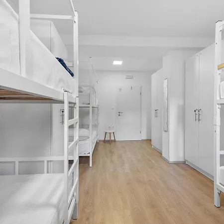 Shared In - Bunk Bed *